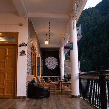 Wabi Sabi Riverside Hostel Касоль Екстер'єр фото