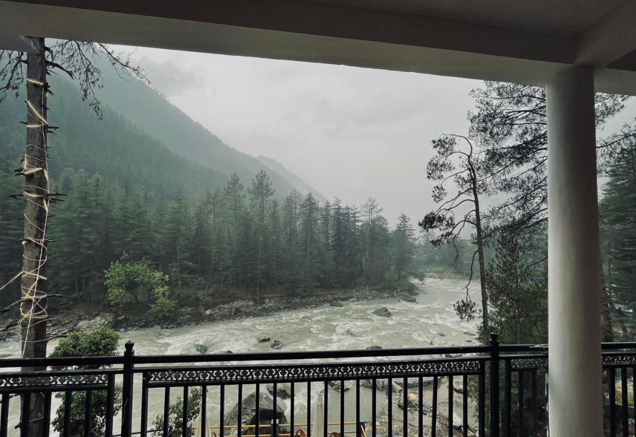 Wabi Sabi Riverside Hostel Касоль Екстер'єр фото