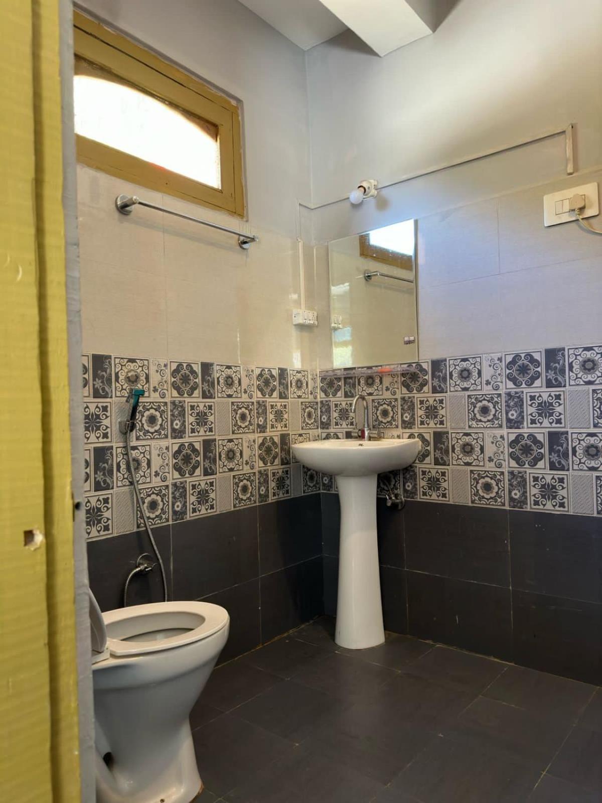 Wabi Sabi Riverside Hostel Касоль Екстер'єр фото