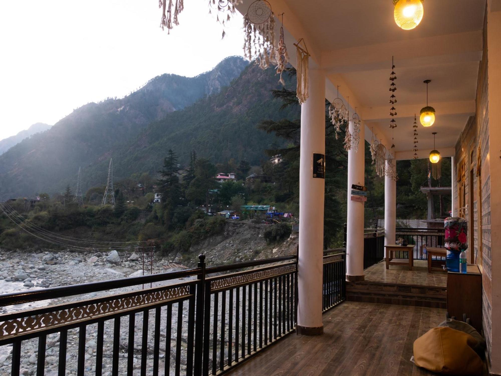 Wabi Sabi Riverside Hostel Касоль Екстер'єр фото